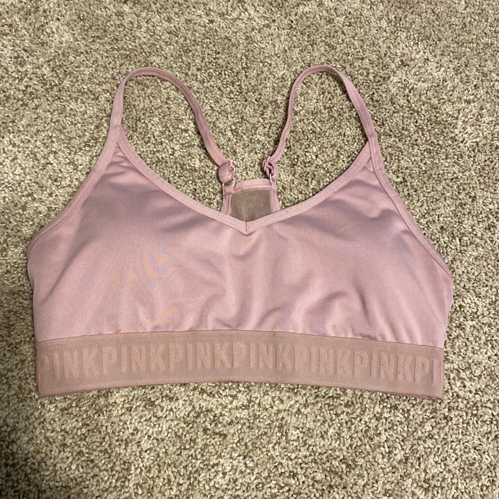 VS PINK Ultimate Lightly Lined sports bra